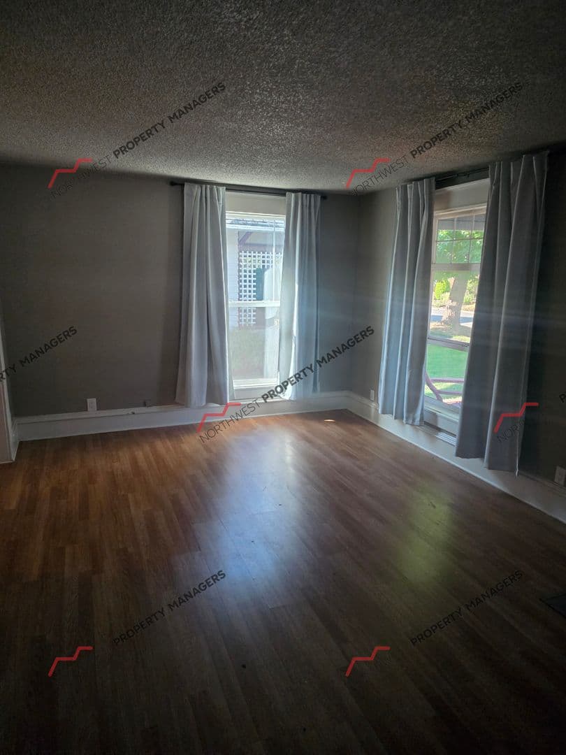 Centralia House: 920 F Street