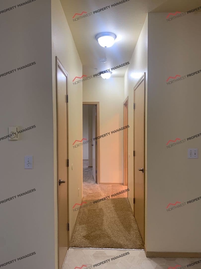 Tacoma Apartment: 2825 S Delin St.