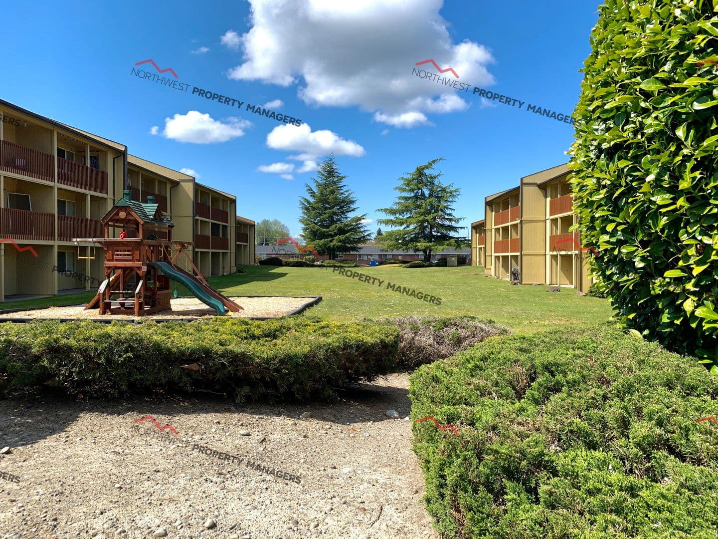 Lakewood Apartment: 4702 108th Street SW-A