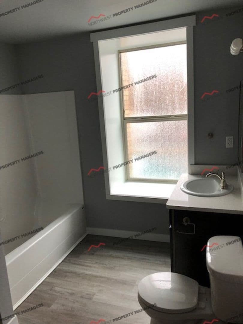 Centralia Apartment: 108 E Maple St.  (Wilson Bldg)
