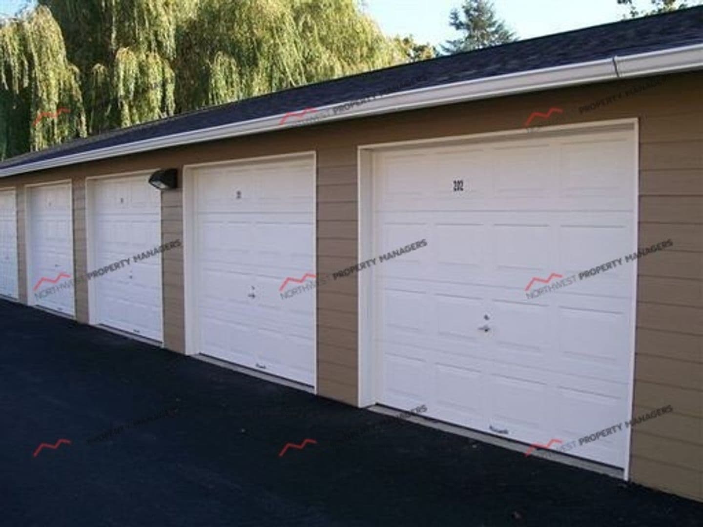 Centralia Apartment: 1107 Woodland Ave.