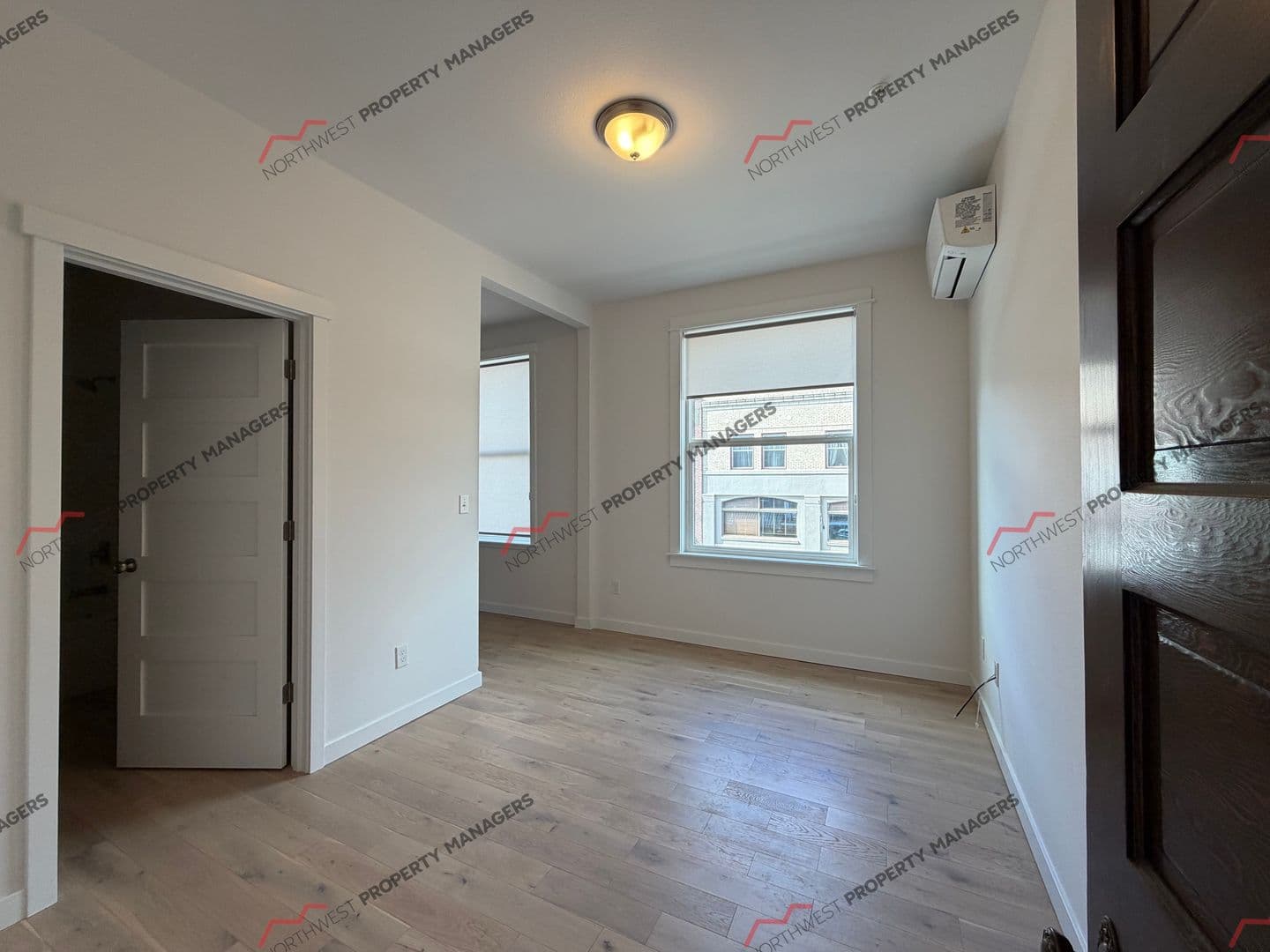 Centralia Apartment: 220 N Tower Ave