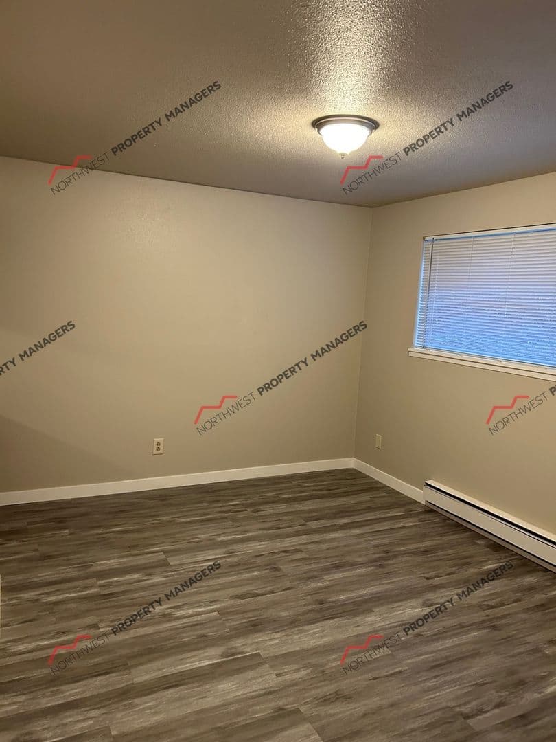 Lakewood Apartment: 12413 Bridgeport Way SW
