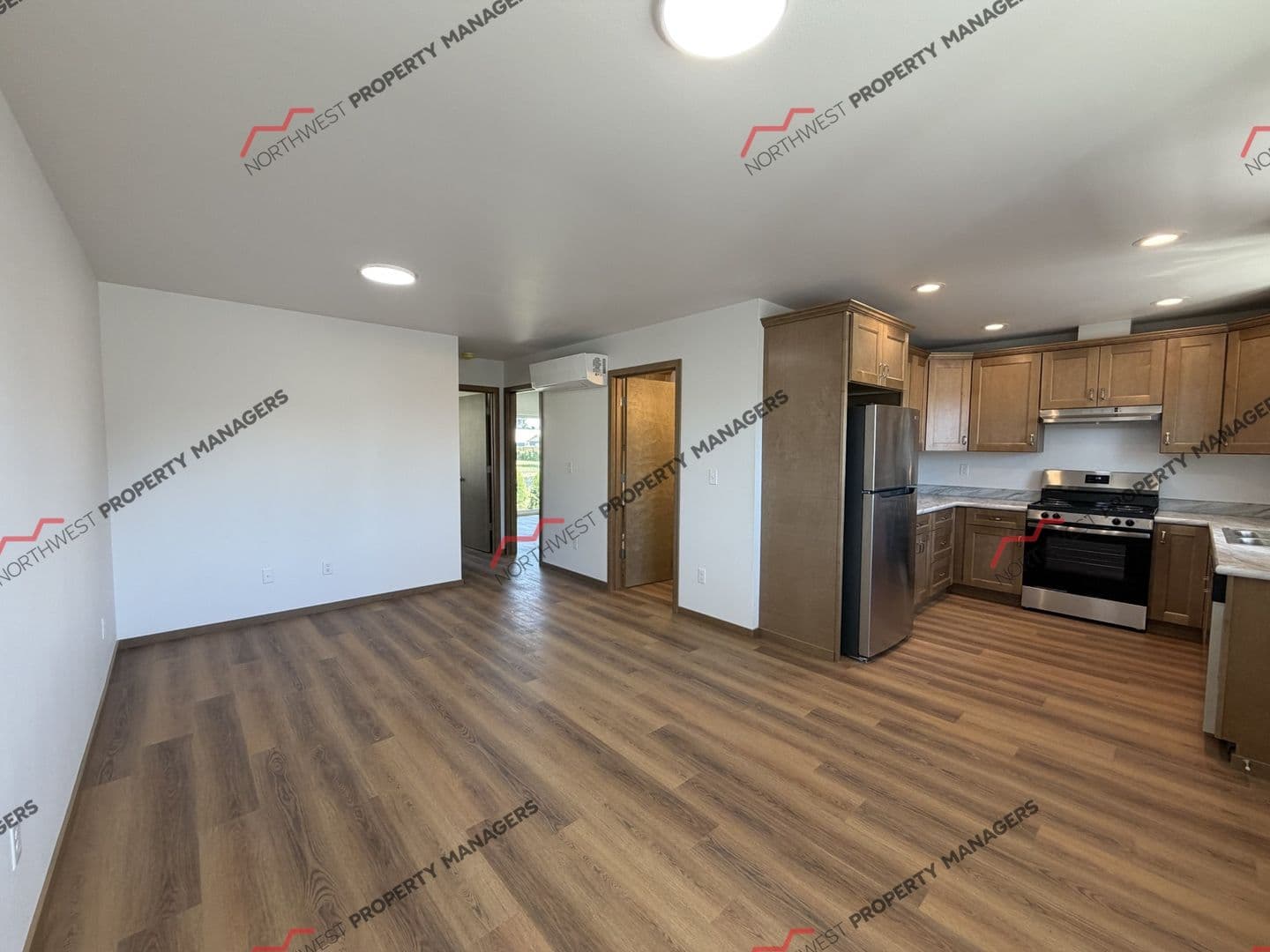 Centralia Apartment: 1818 Brenda Lane