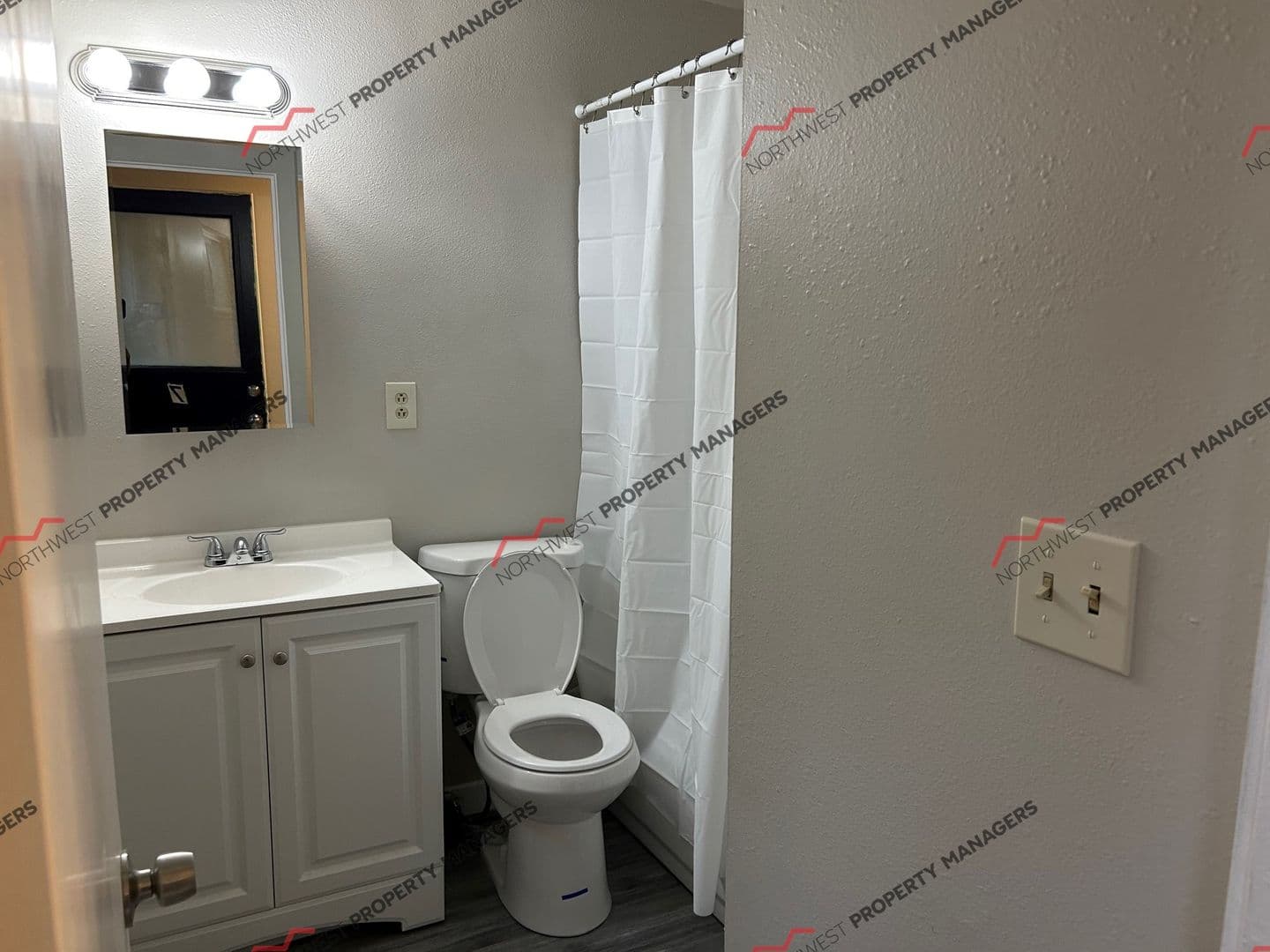Lakewood Apartment: 12413 Bridgeport Way SW