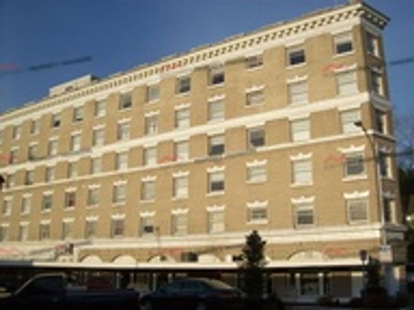 Chehalis Apartment: 440 N. Market Blvd.