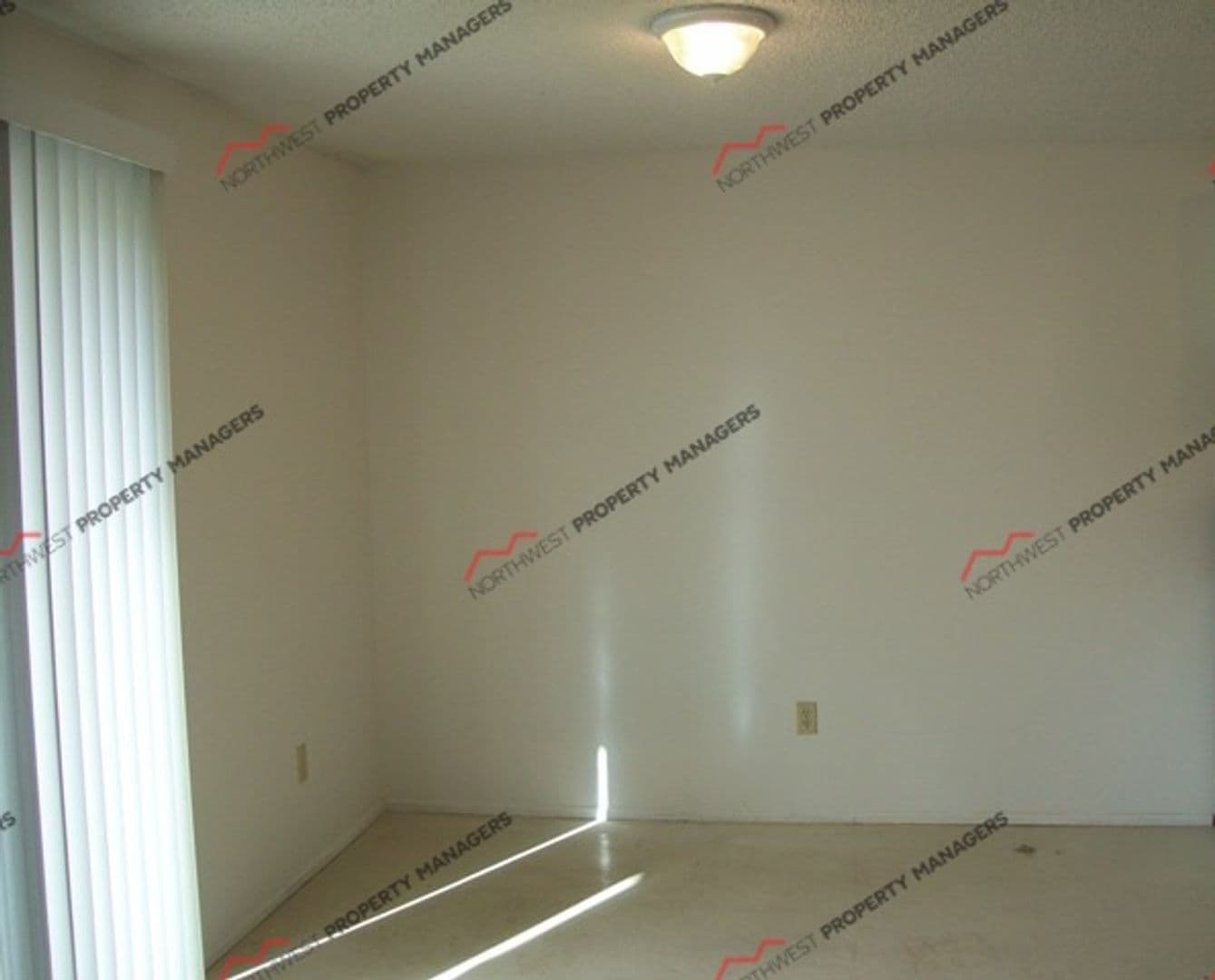 Montesano Apartment: 1504 E Beacon Ave.