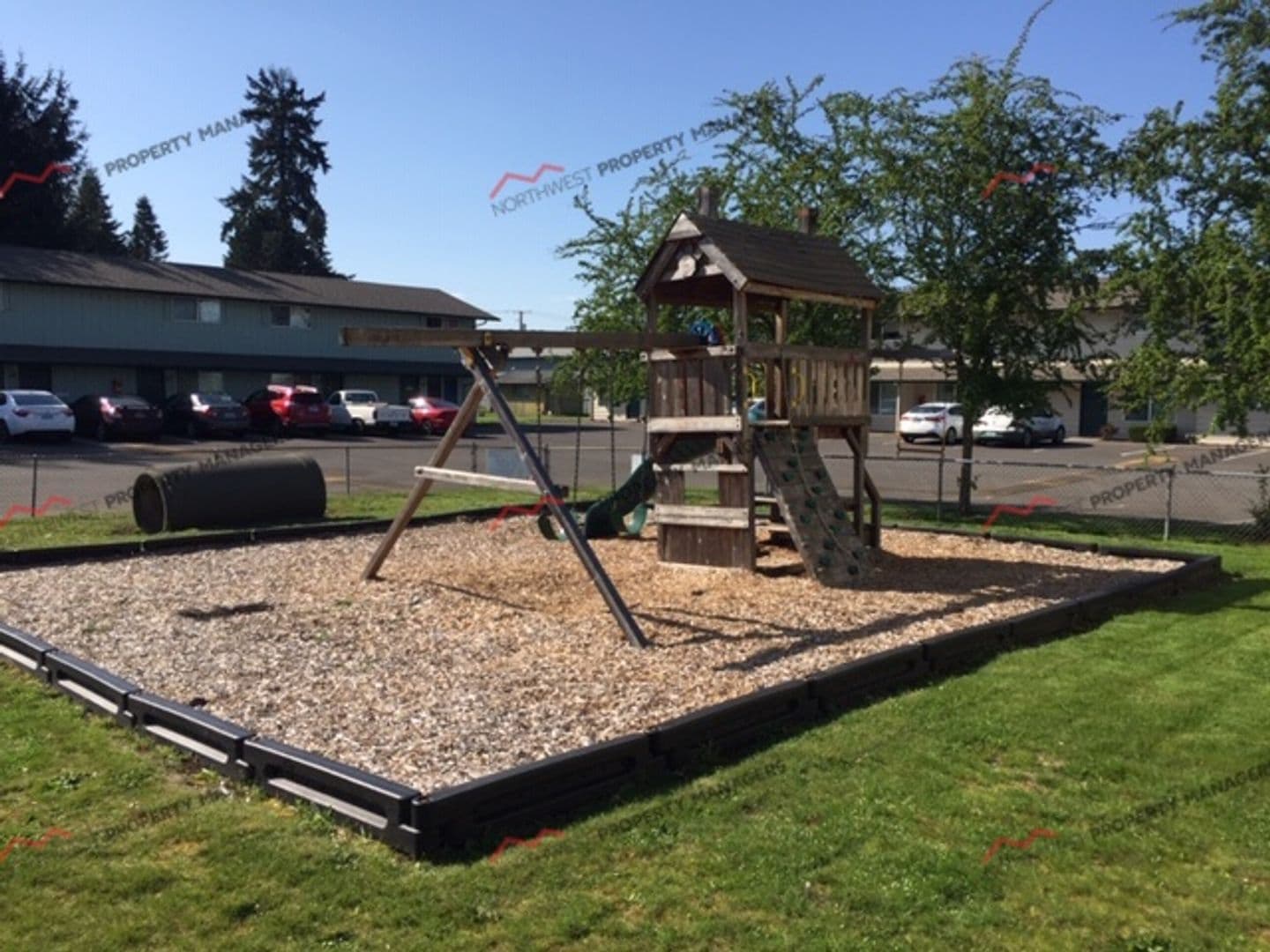 Centralia Apartment: 2227 Harrison Ave 1-36