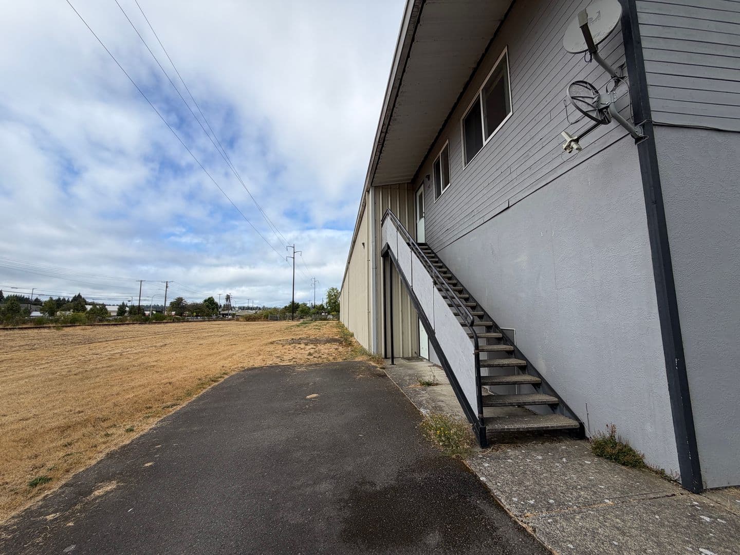 Centralia Apartment: 1709 Van Wormer St