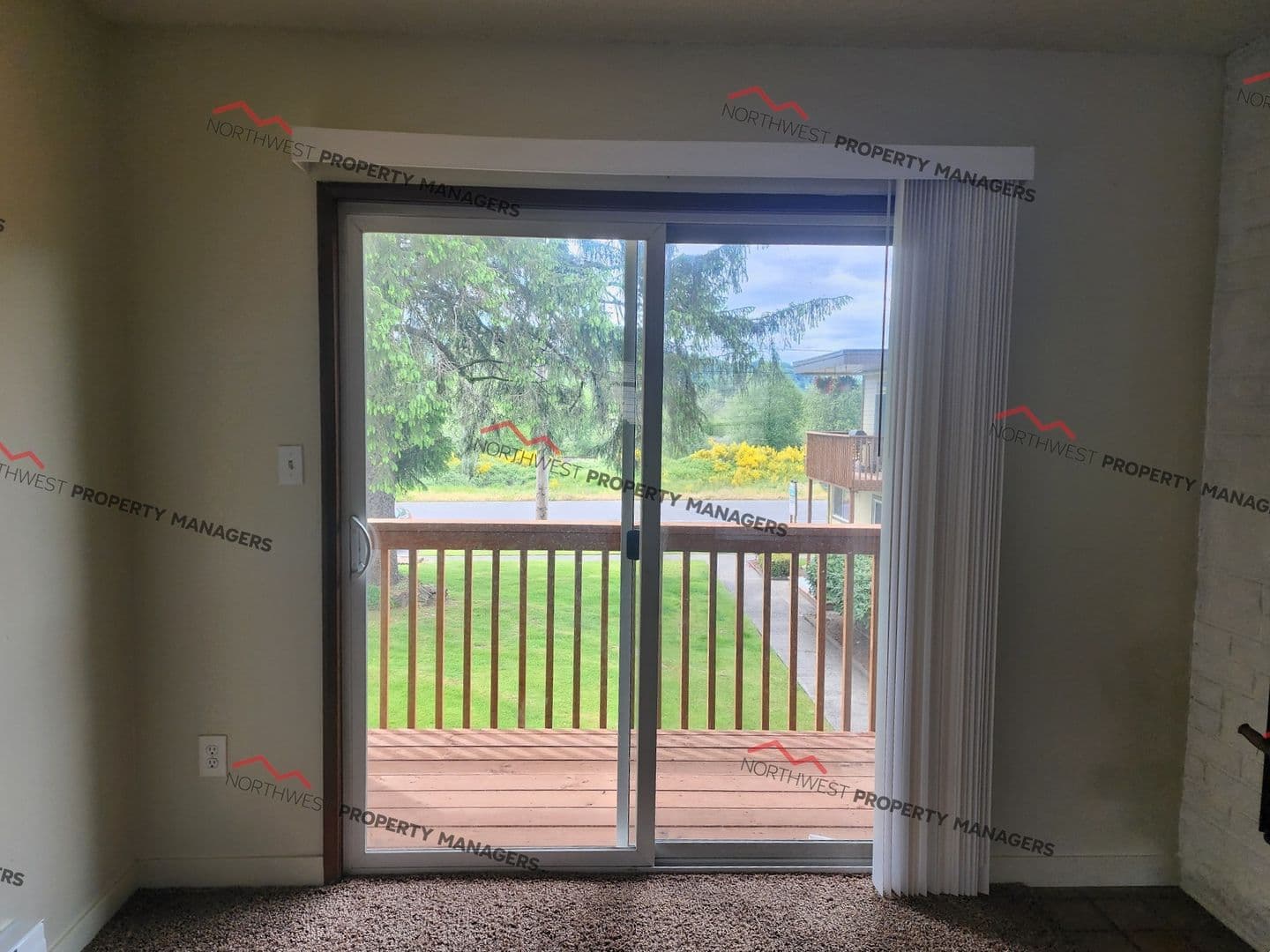Montesano Apartment: 610 Pioneer Ave E. 1-24