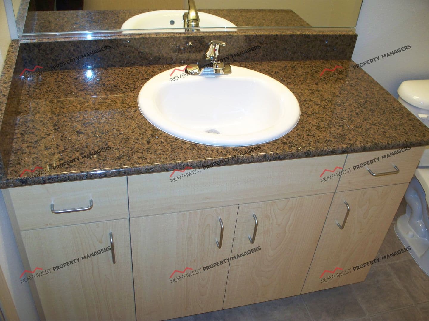 Battle Ground Apartment: 218 SW 15th Ave