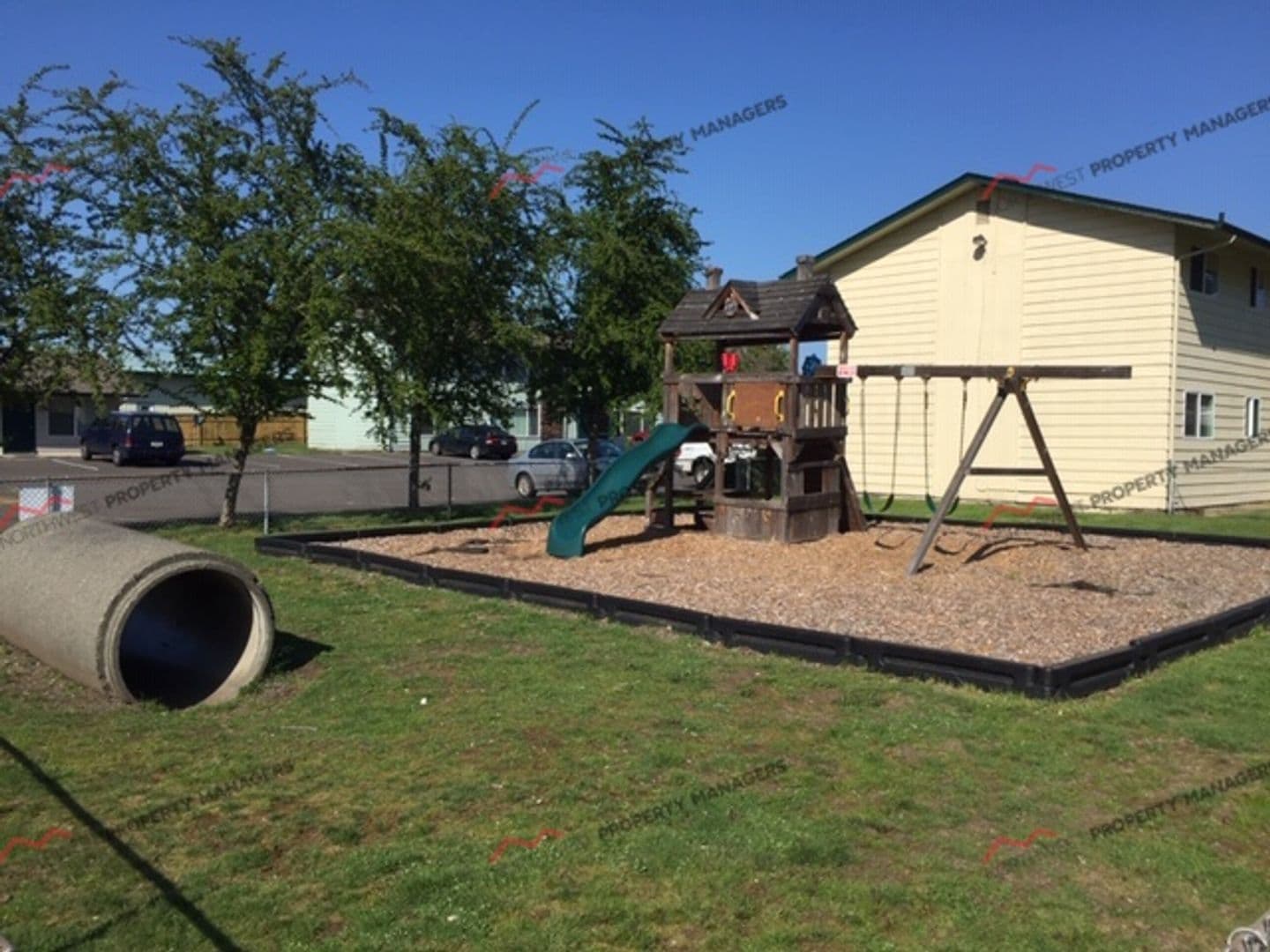 Centralia Apartment: 2227 Harrison Ave 1-36