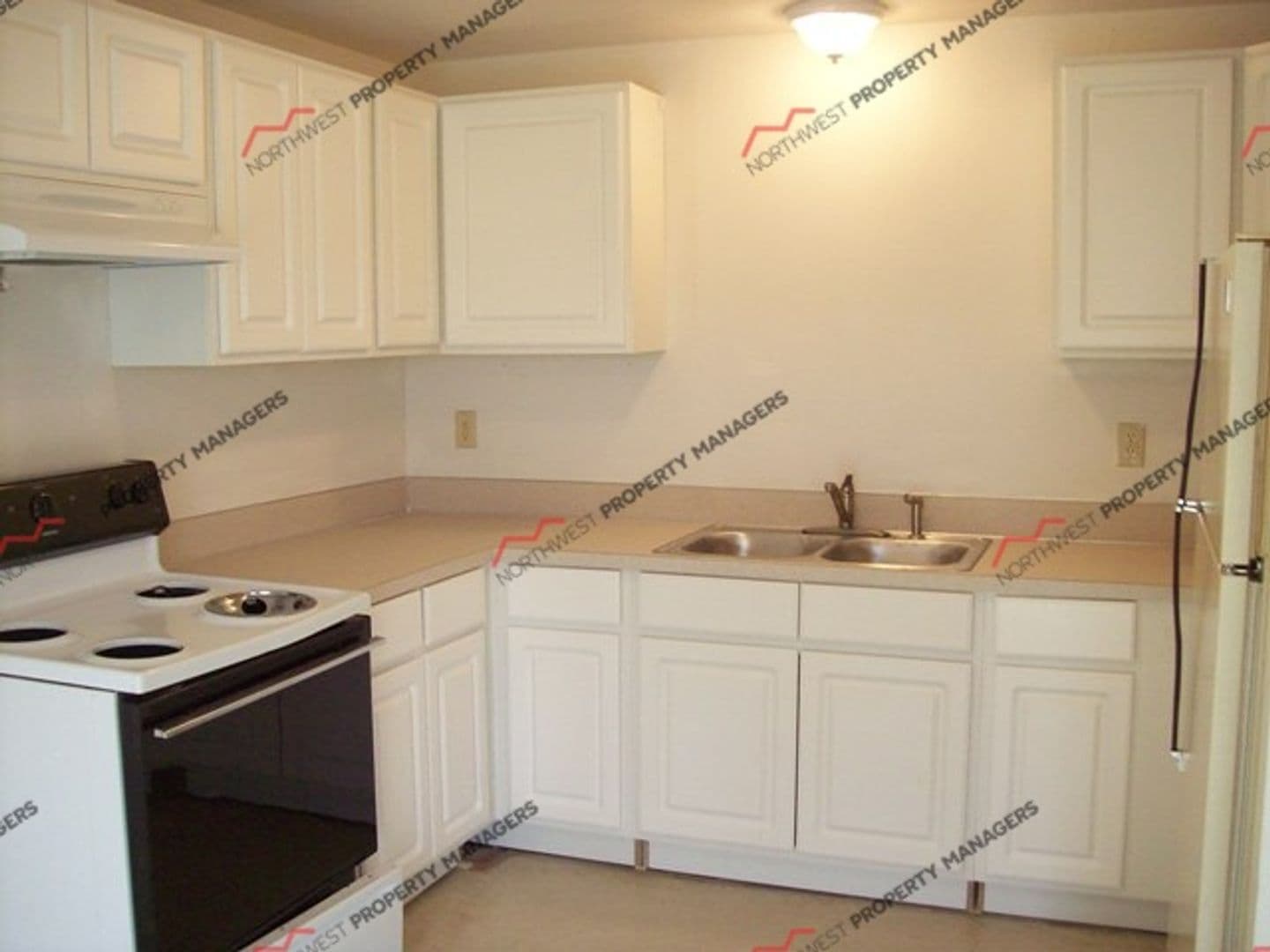 Montesano Apartment: 1504 E Beacon Ave.