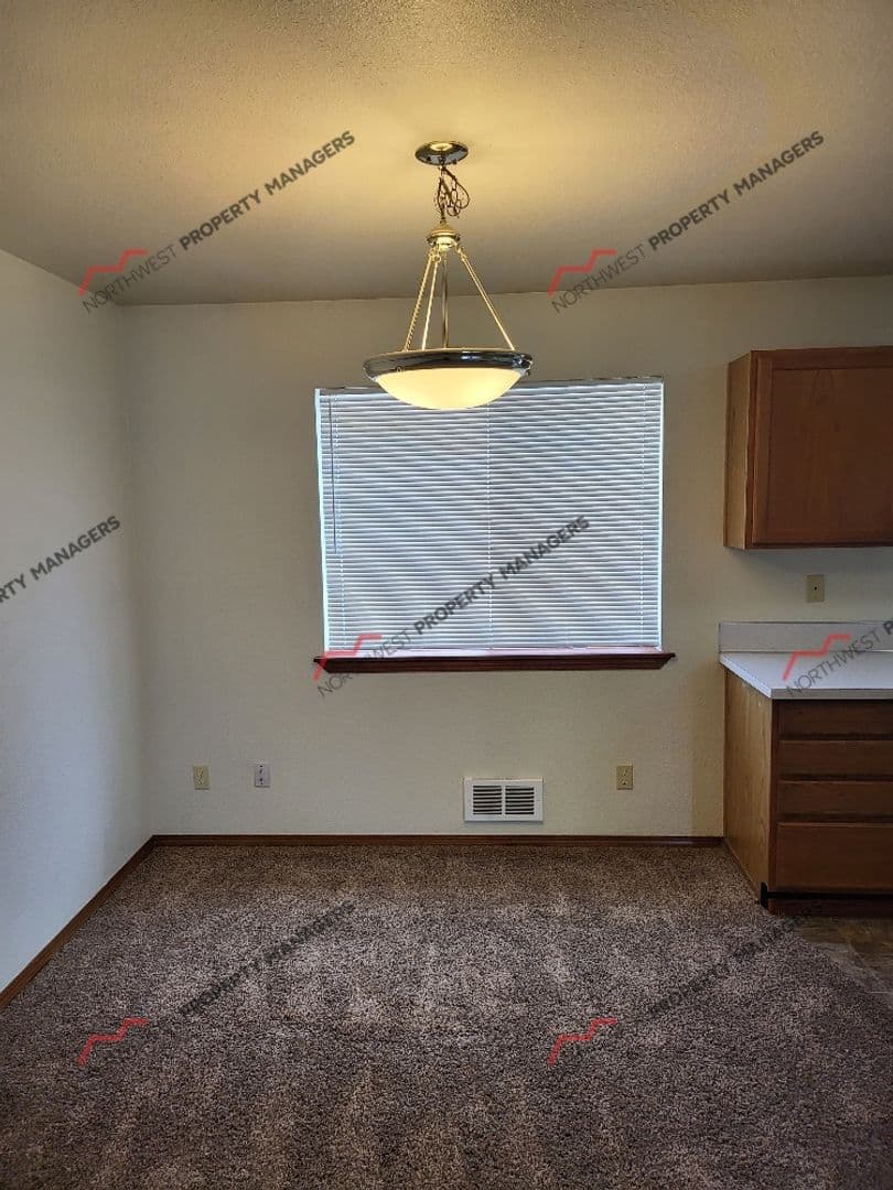 Toledo Apartment: 1268 State Route 505