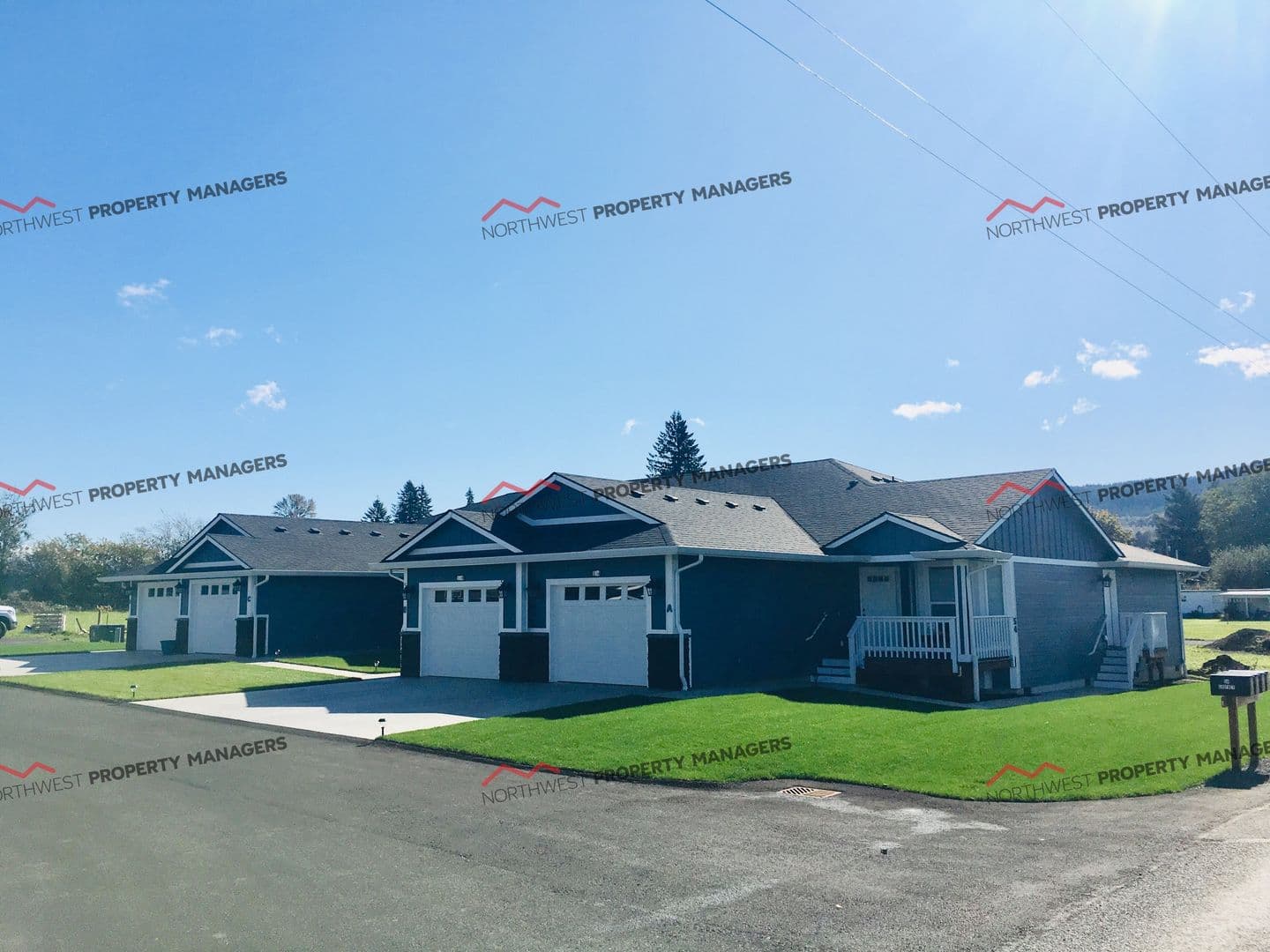 Mossyrock Apartment: 52-54 Godfrey Rd