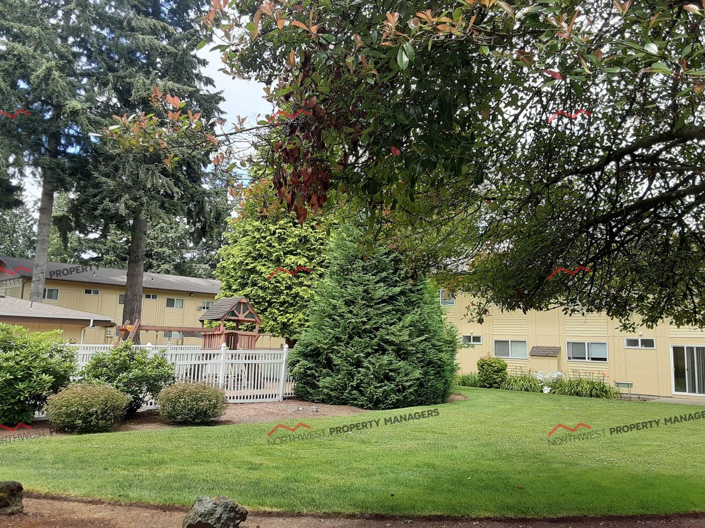 Lacey Apartment: 1615 Judd St. SE