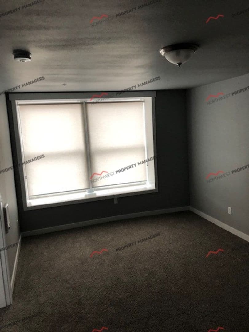 Centralia Apartment: 108 E Maple St.  (Wilson Bldg)