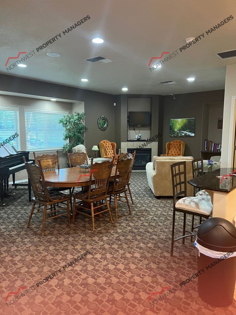 Battle Ground Apartment: 218 SW 15th Ave