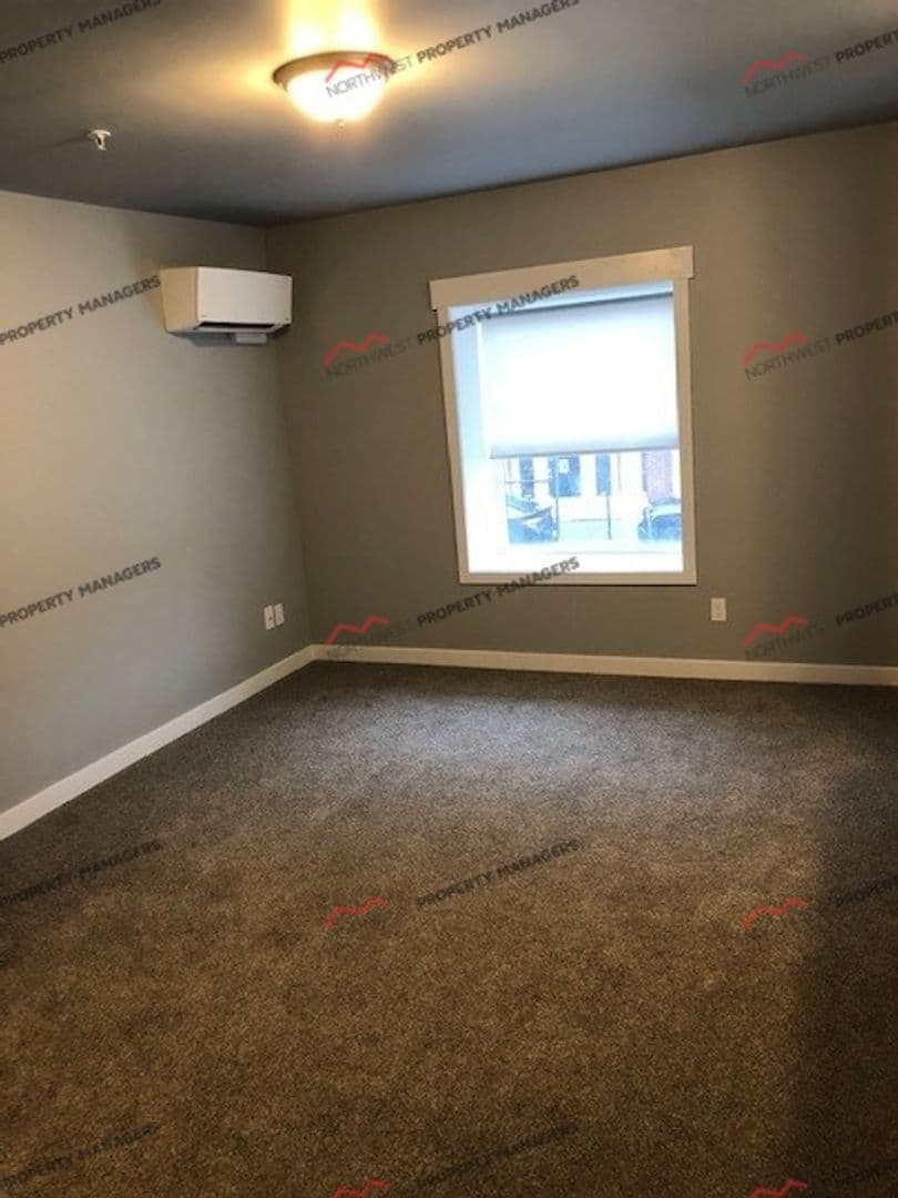 Centralia Apartment: 108 E Maple St.  (Wilson Bldg)