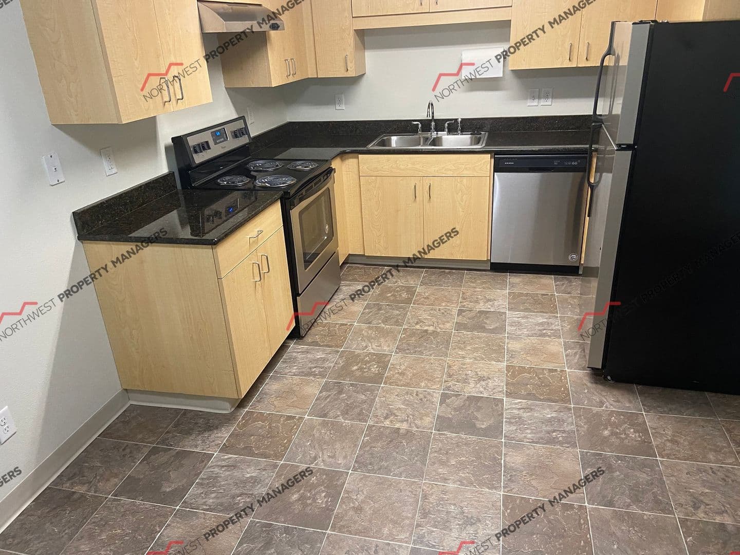 Battle Ground Apartment: 218 SW 15th Ave