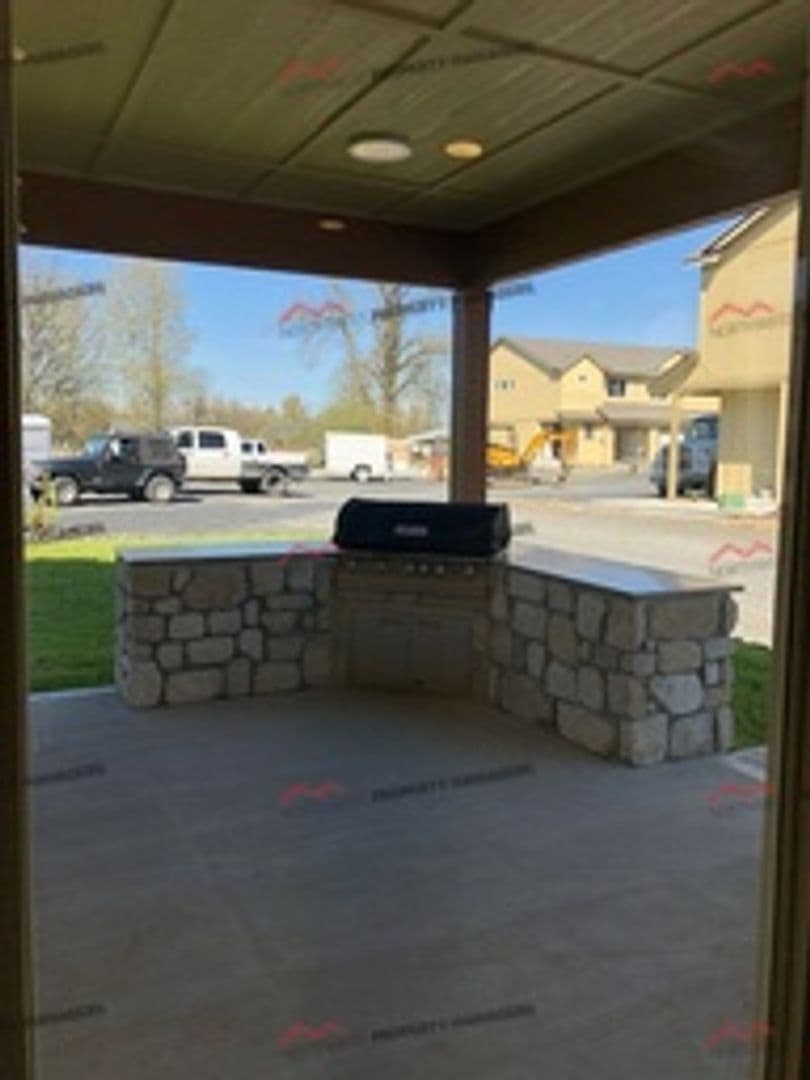 Chehalis Apartment: 2381 Jackson Highway