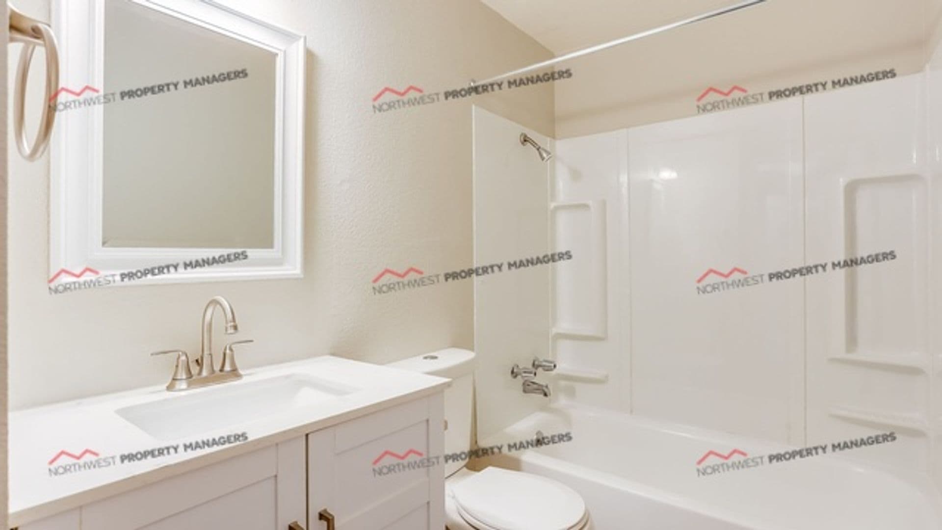 Tacoma Apartment: 120 136th Street S