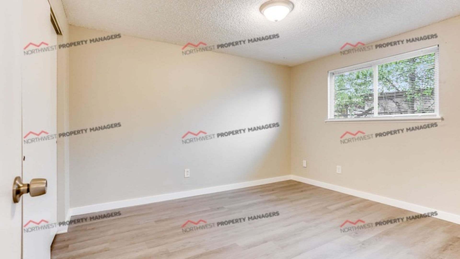 Tacoma Apartment: 120 136th Street S