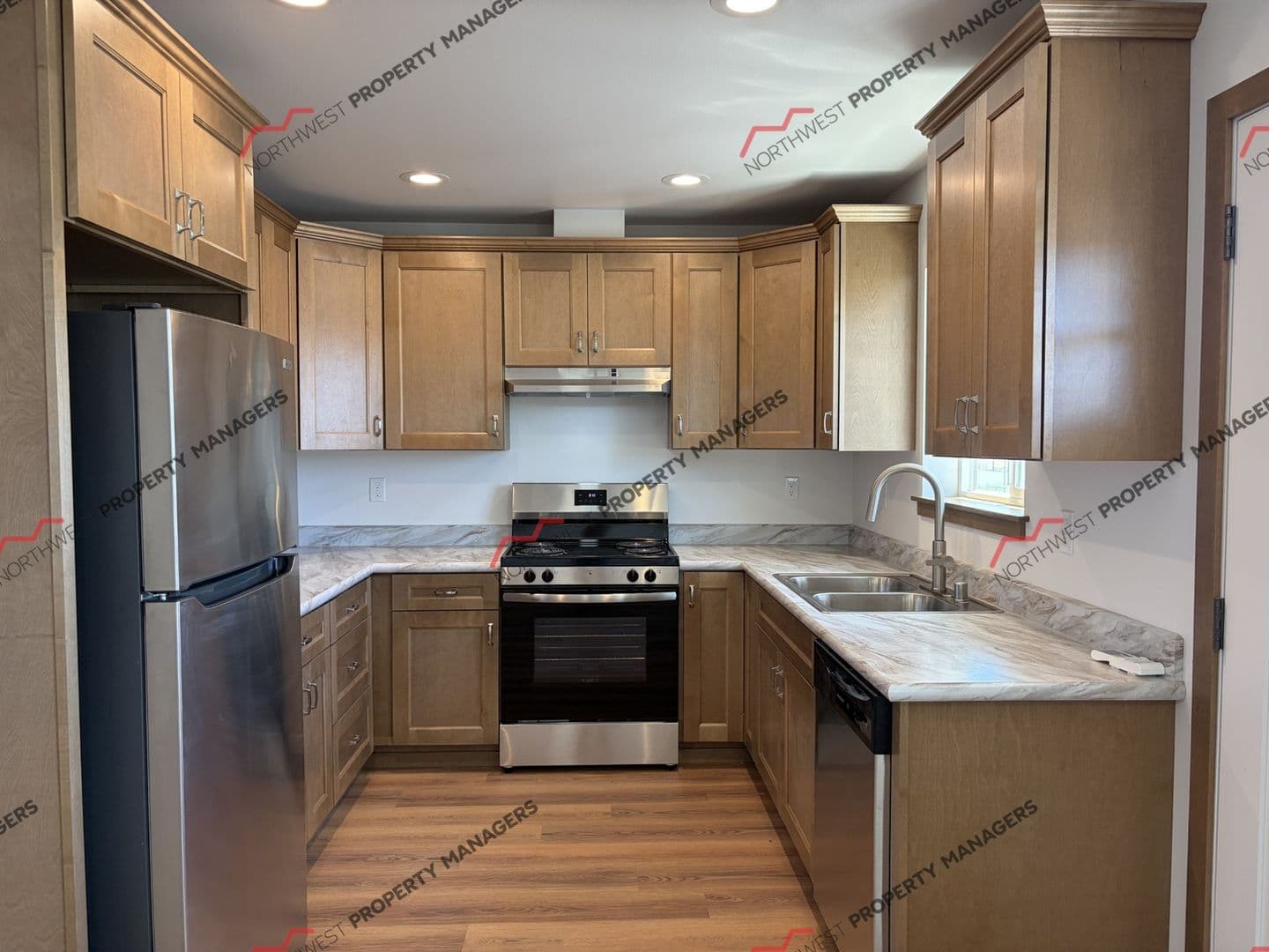 Centralia Apartment: 1818 Brenda Lane