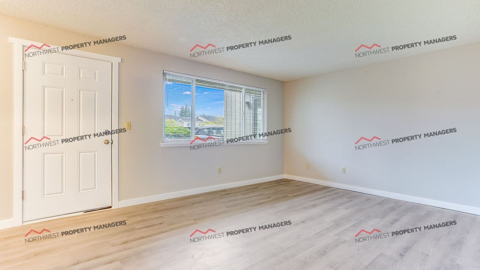 Tacoma Apartment: 120 136th Street S