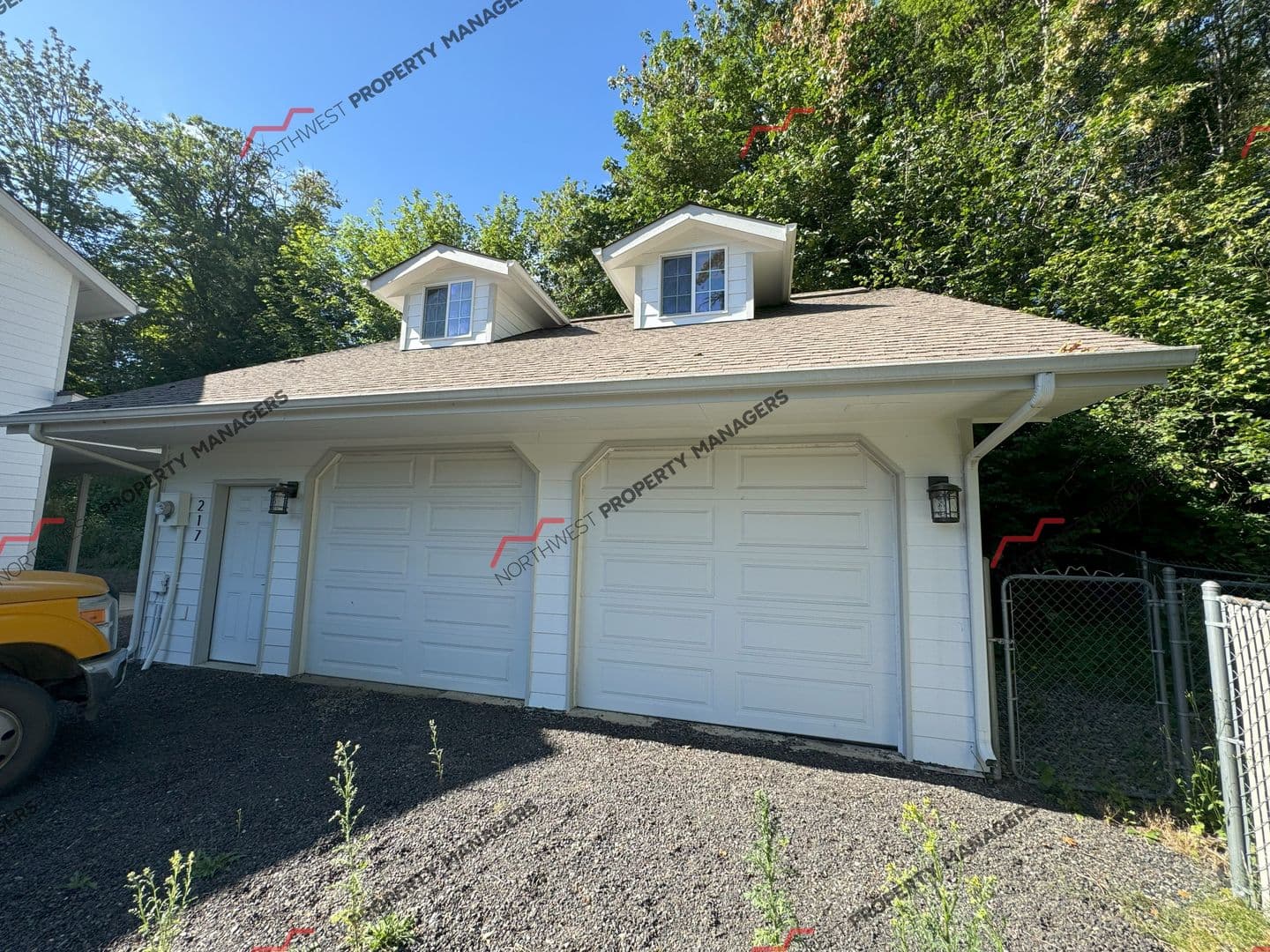 Winlock Apartment: 217 State Route 505 A&B