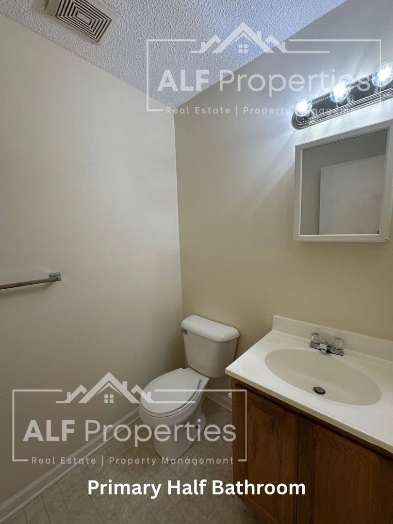 Fayetteville Apartment: 713 North Street Unit D