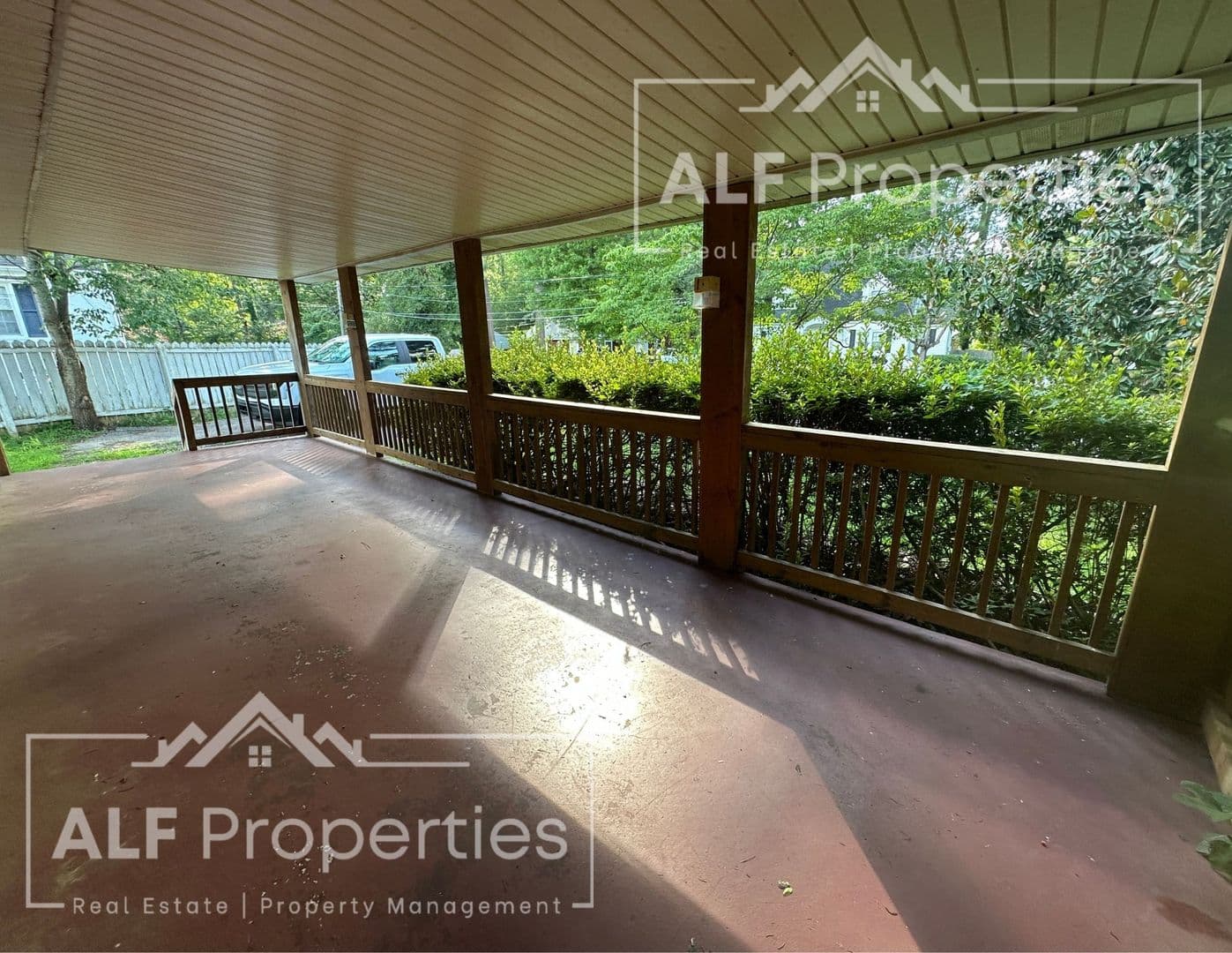 Henderson House: 2435 Westover Drive