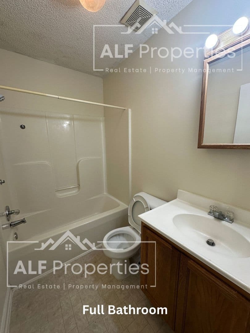 Fayetteville Apartment: 713 North Street Unit D