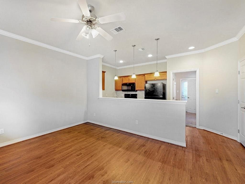 College Station Townhome: 1198 Jones Butler Road, #2607