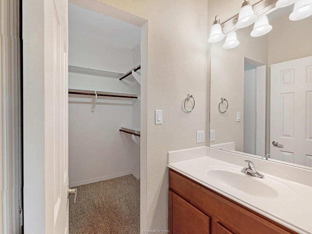 College Station Townhome: 1198 Jones Butler Road, #2607