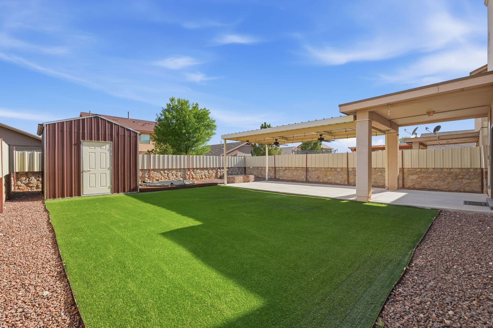 El Paso House: 14668 Oldenberg Ct