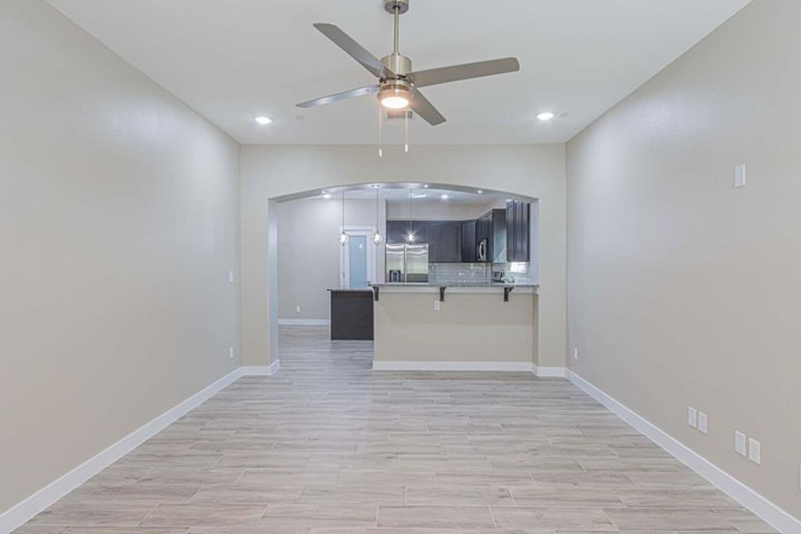 El Paso House: 15157 Imagine