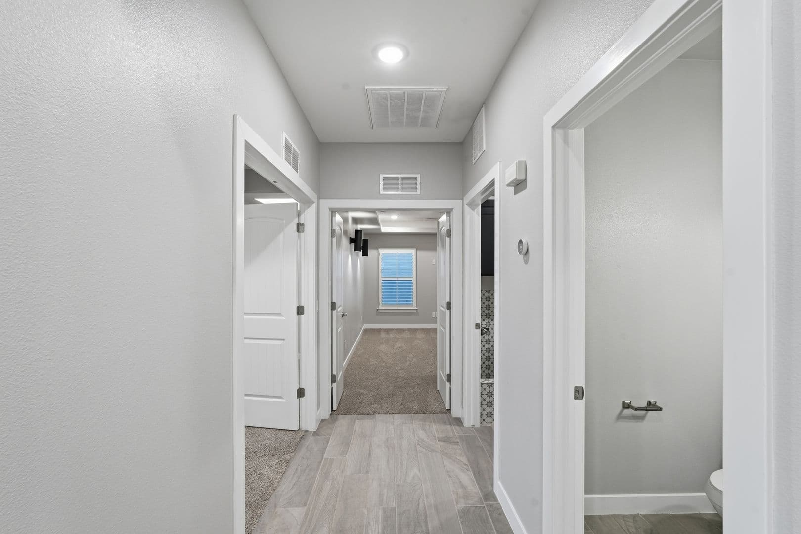 El Paso House: 14572 John McNeely