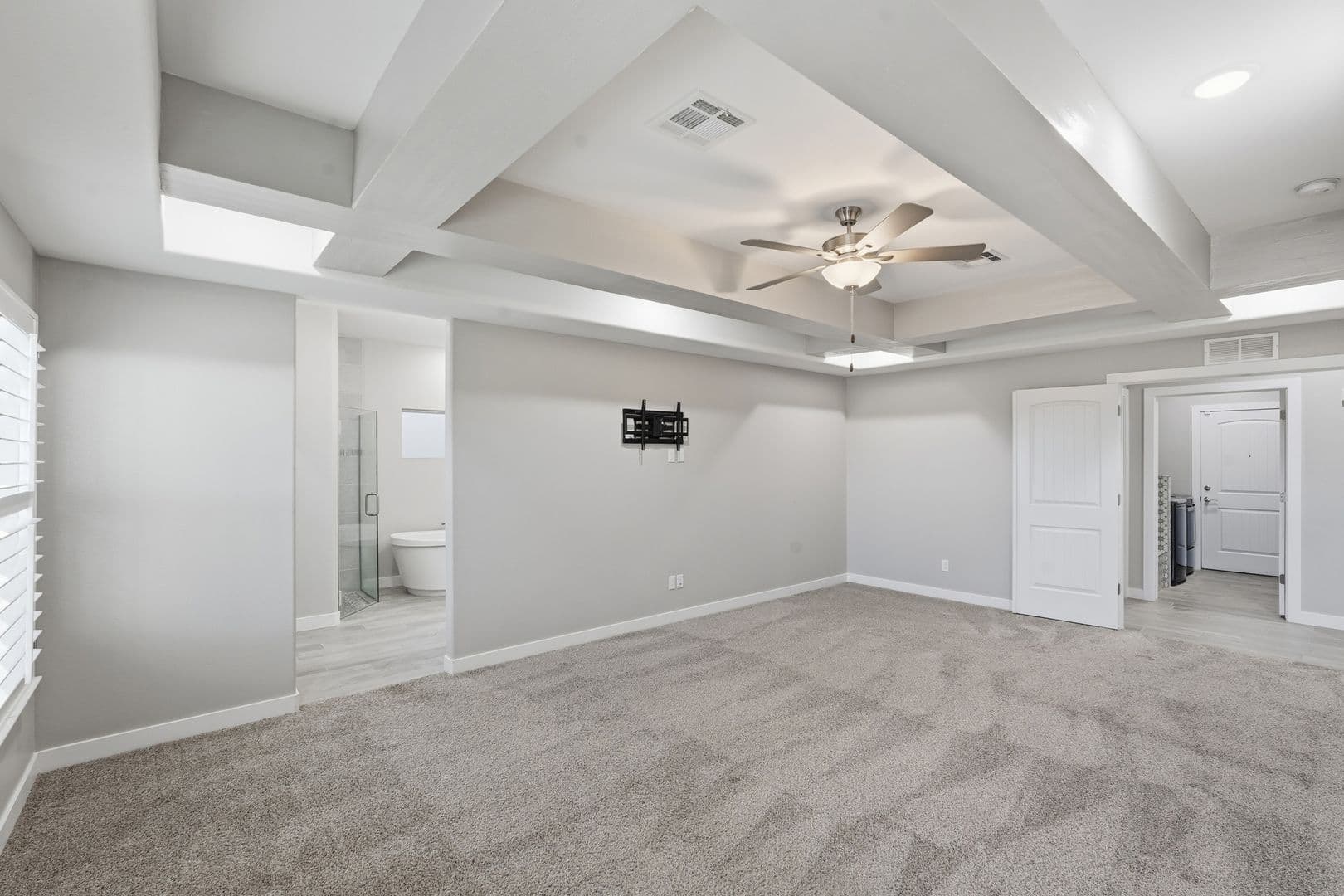 El Paso House: 14572 John McNeely