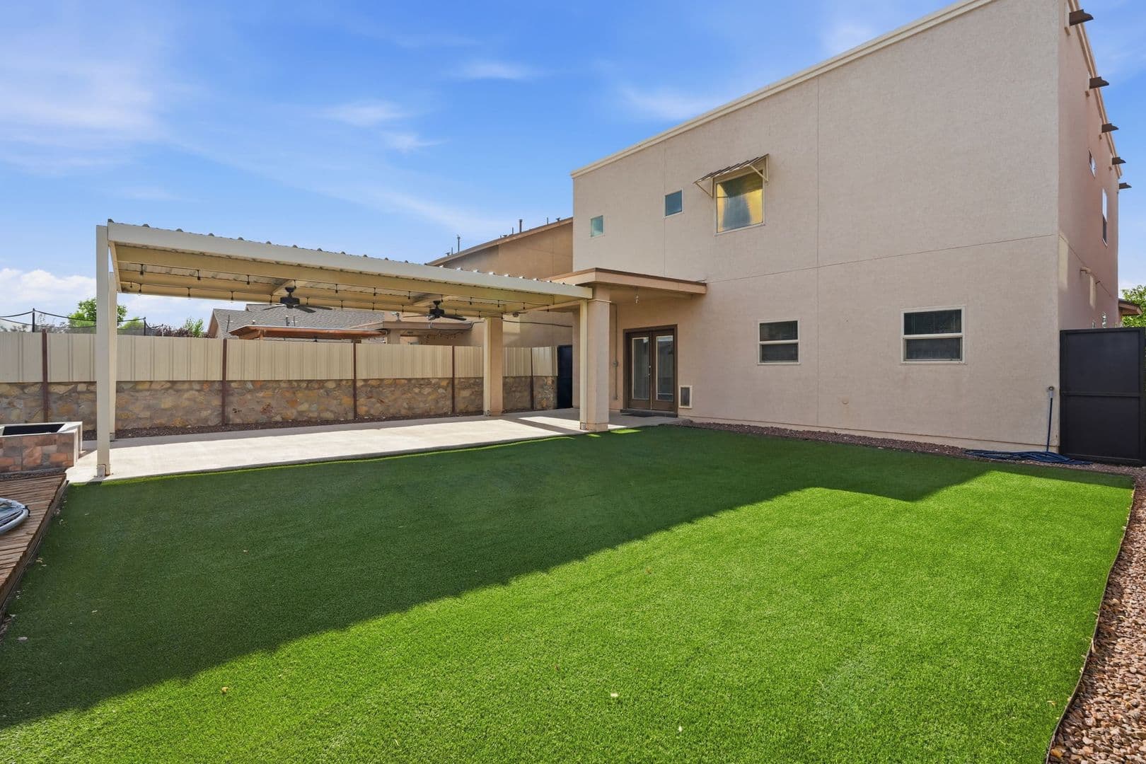 El Paso House: 14668 Oldenberg Ct