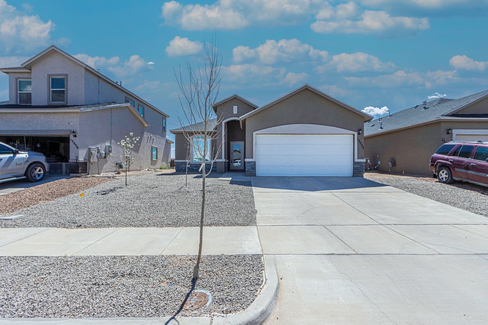 El Paso House: 13852 October Sky