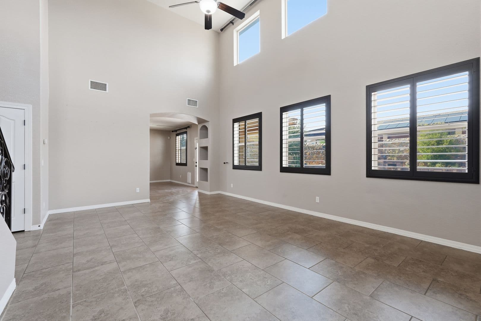 Horizon City House: 13255 Emerald Isle Street