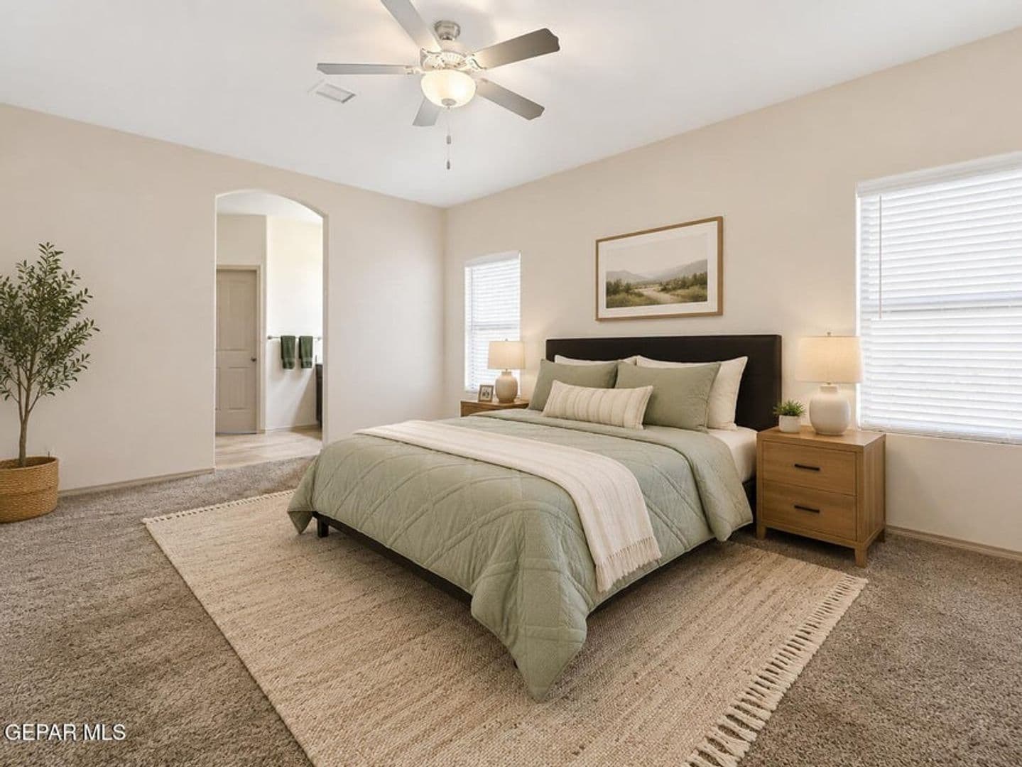 Horizon City House: 13981 Flora Vista Ave