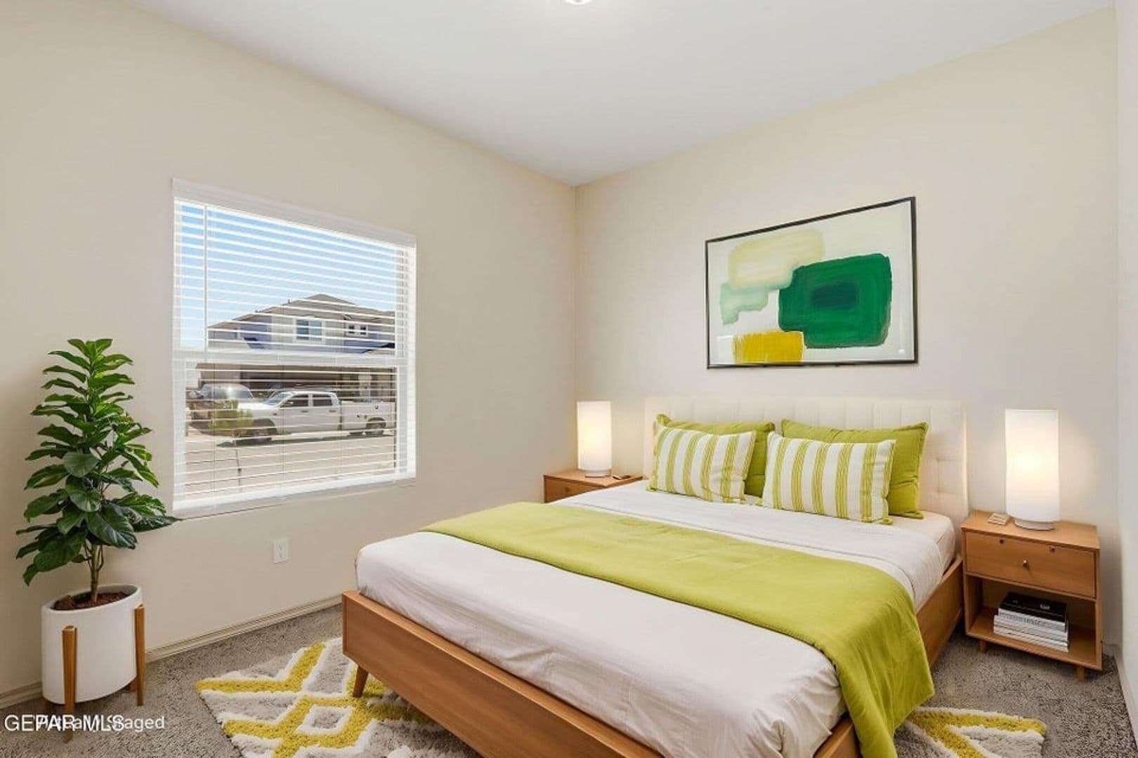 Horizon City House: 13981 Flora Vista Ave