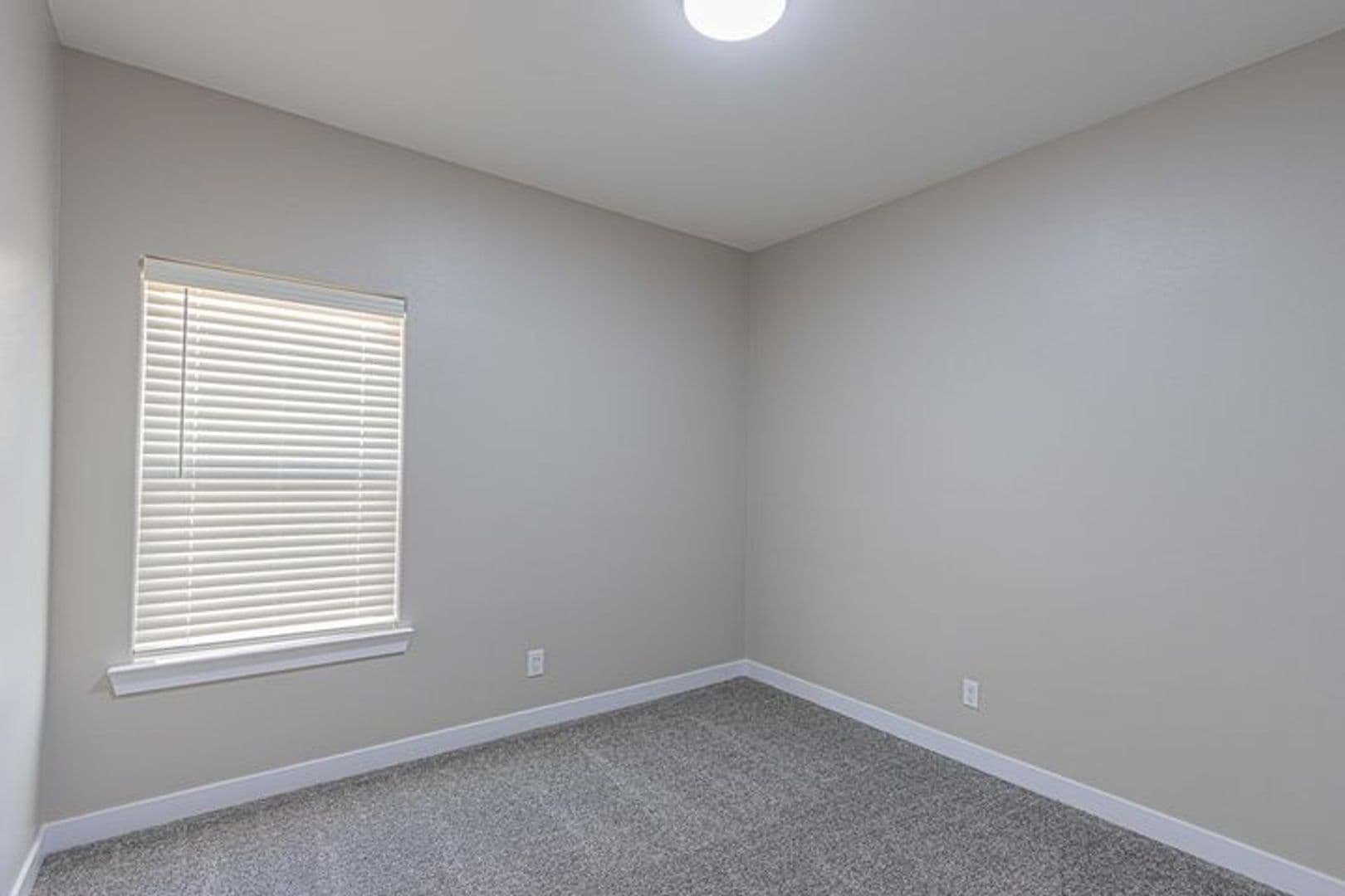 El Paso House: 15157 Imagine