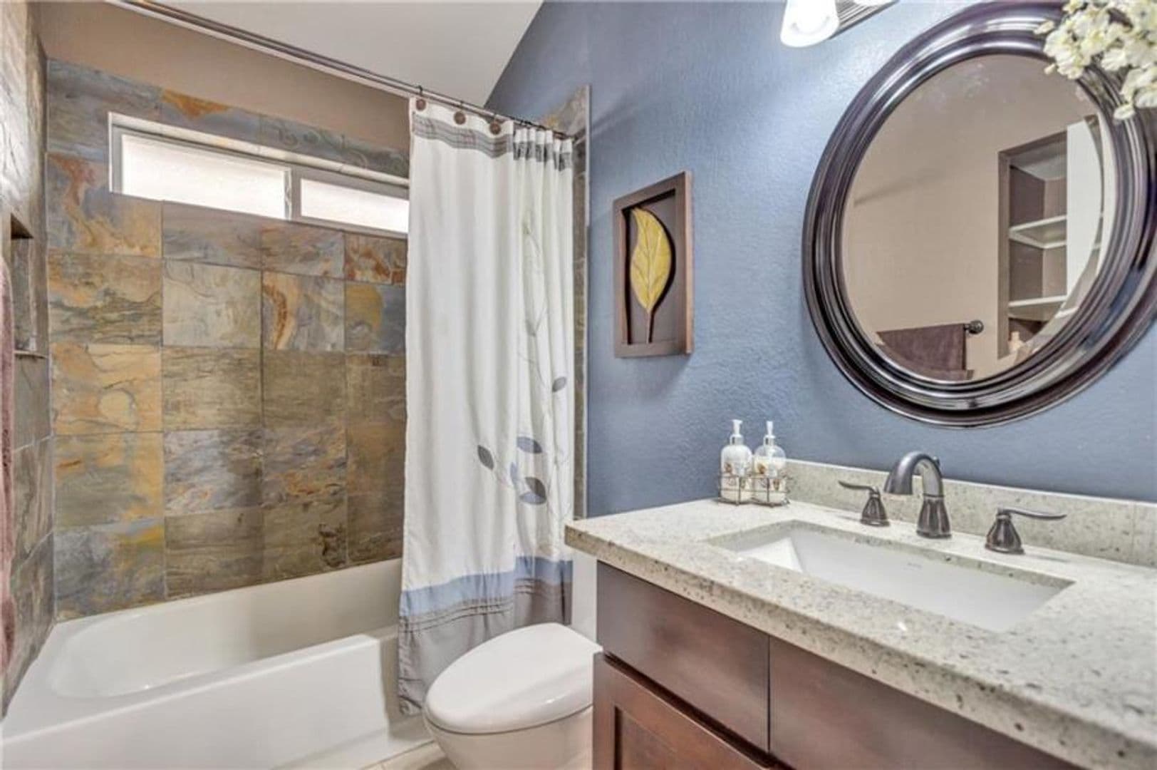 El Paso House: 7067 Crown Ridge Drive
