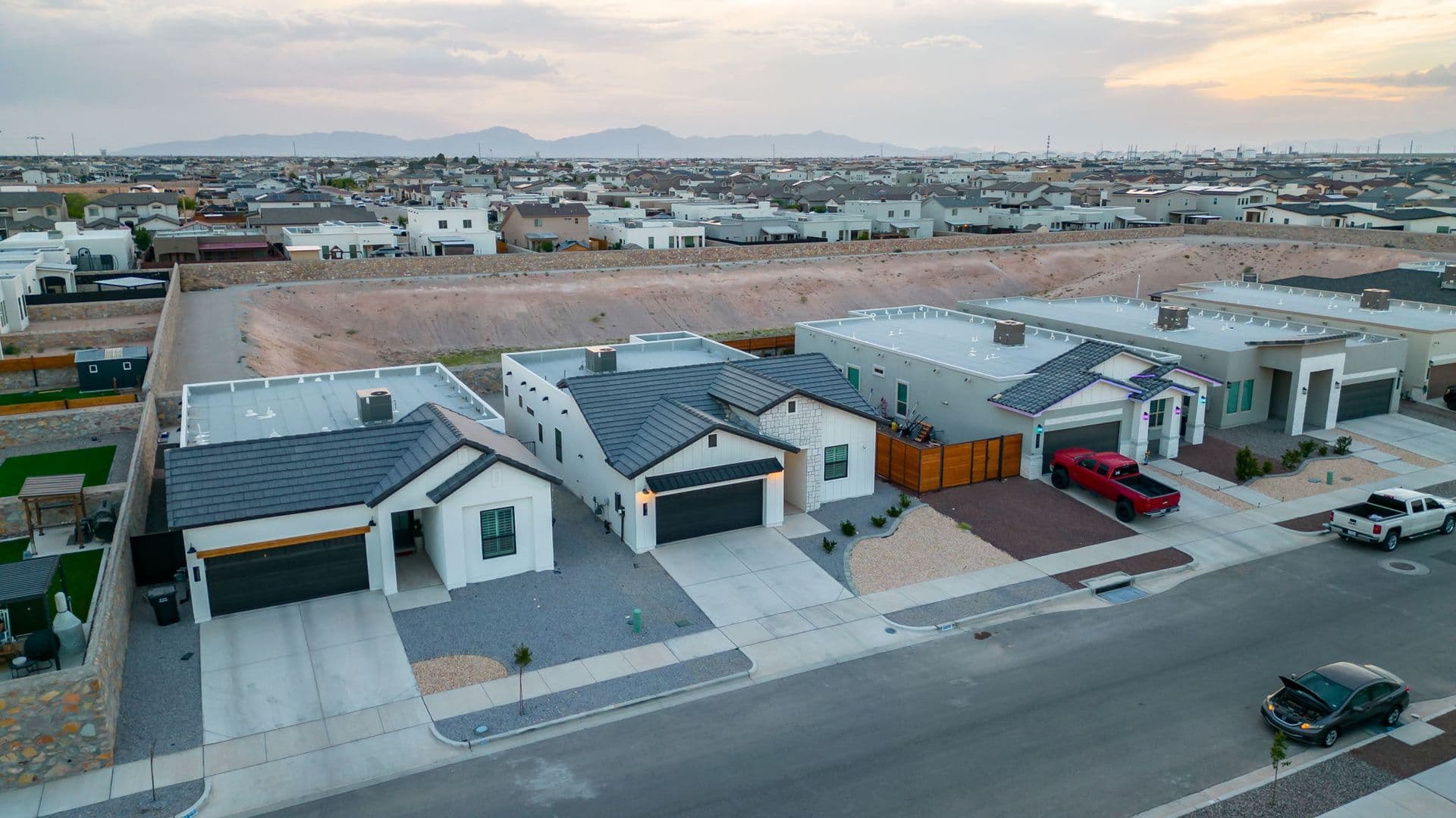 El Paso House: 3613 Pattern Pl