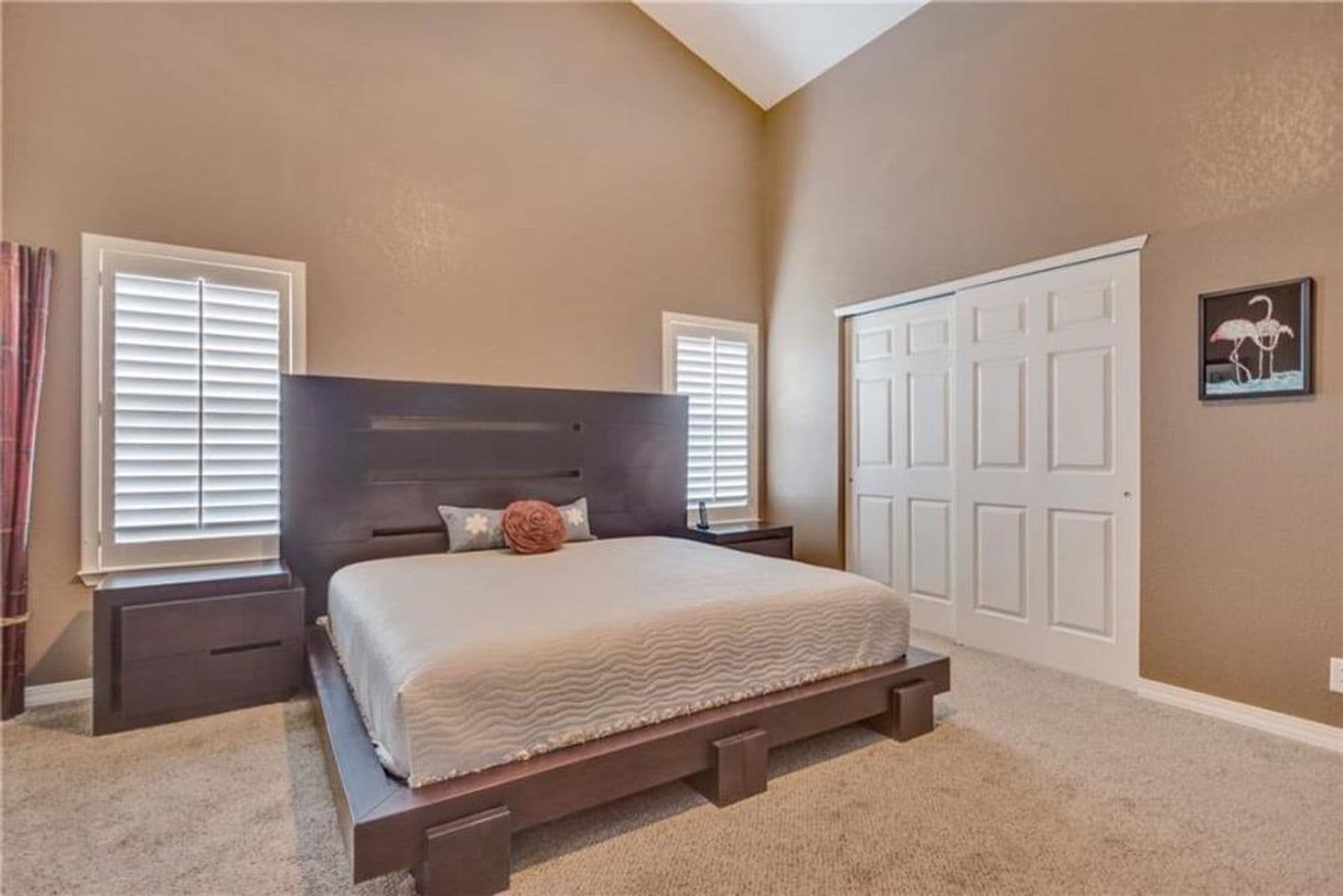 El Paso House: 7067 Crown Ridge Drive