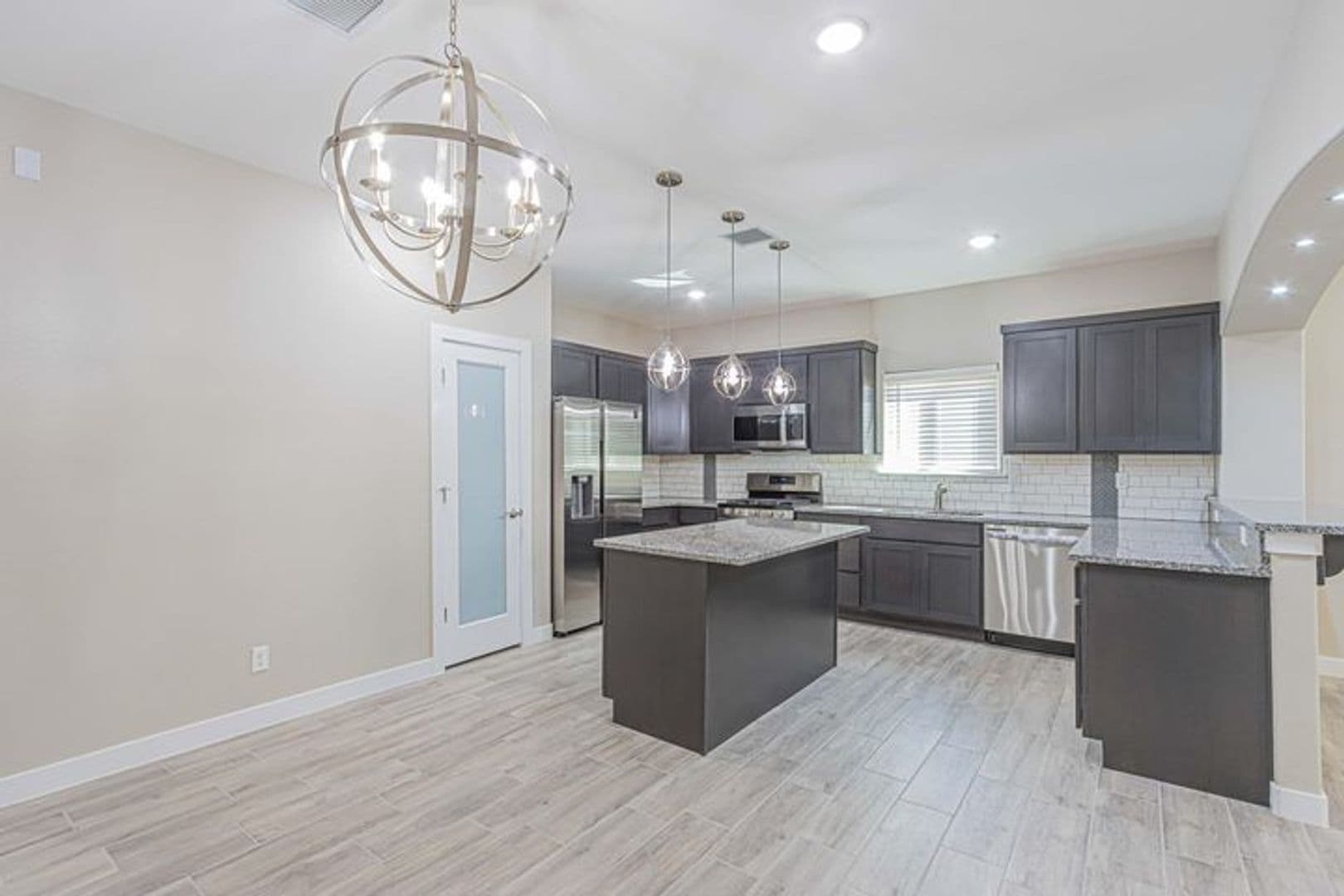 El Paso House: 15157 Imagine