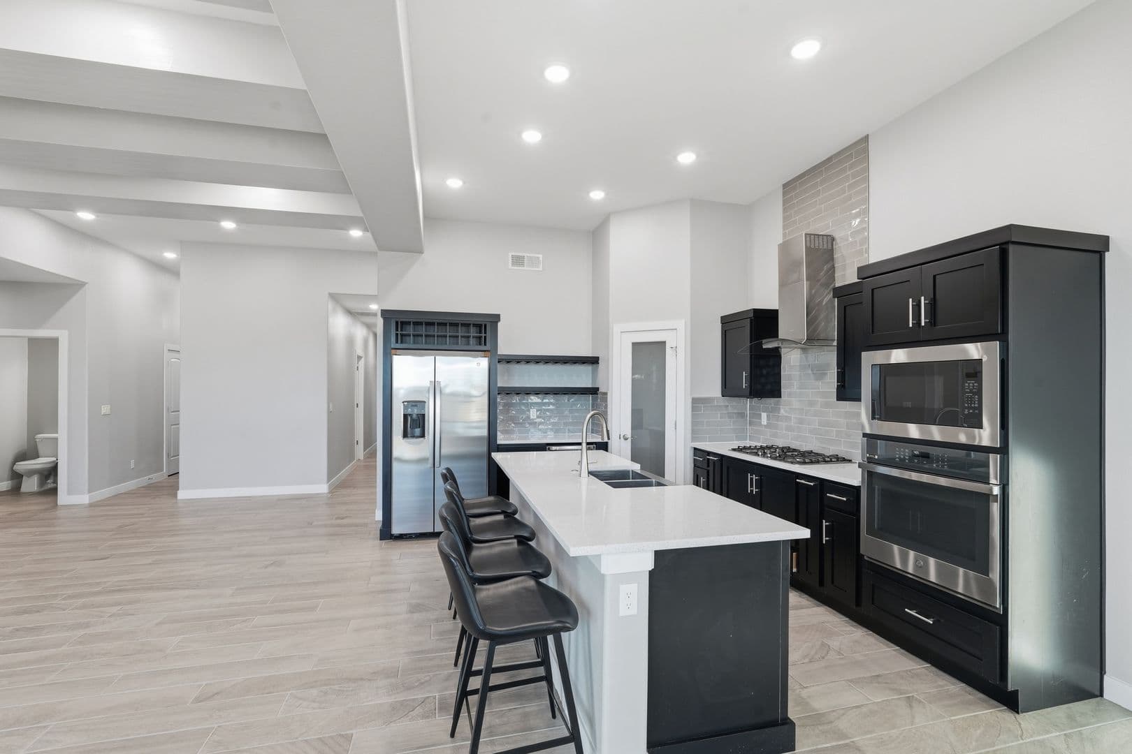 El Paso House: 14572 John McNeely